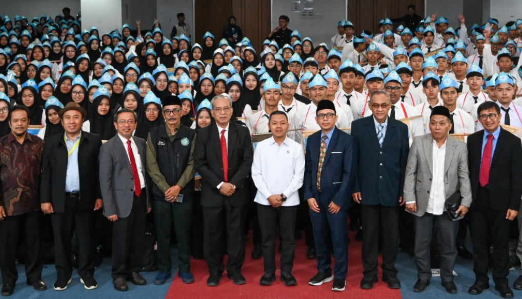 150 Ribu Guru Dapat Kesempatan Raih S1 atau D4 lewat PKA RPL, Kuota Naik 12 Kali Lipat